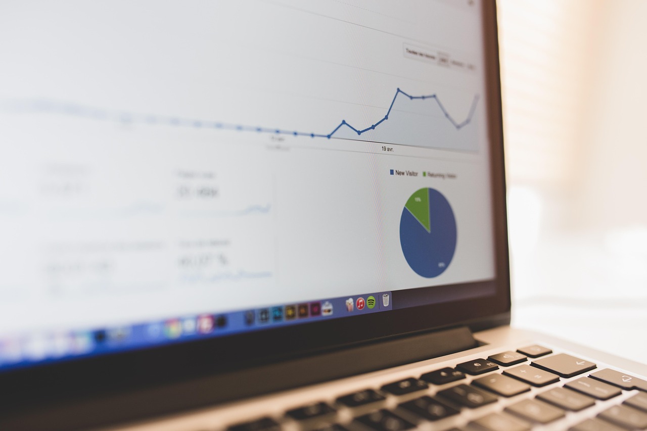 technical seo vs on page seo​ — Groovstacks
